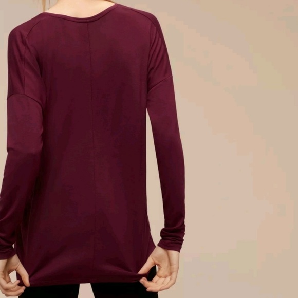 Aritzia Babaton GARY T-Shirt Boxy Relaxed Top - Picture 3 of 8